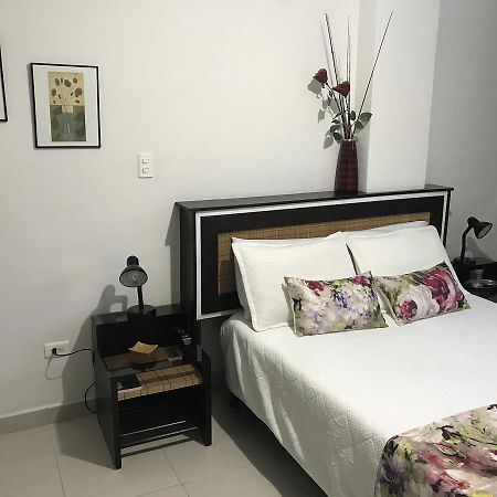 Hotel Meson De Las Flores Armenia Kültér fotó