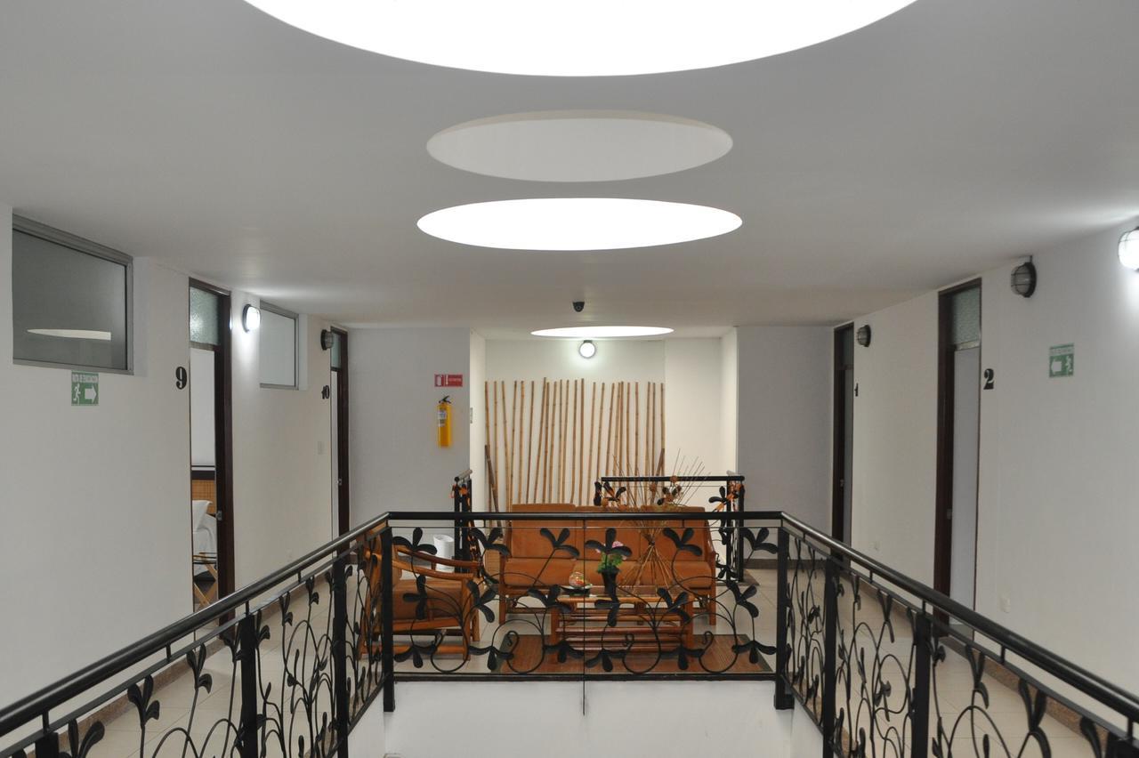 Hotel Meson De Las Flores Armenia Kültér fotó